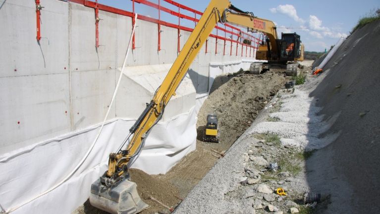 Bagger mit Schlüsselfunktion