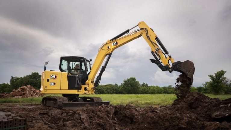 Einstieg in die 6-Tonnen-Klasse: Minibagger Cat 306 CR
