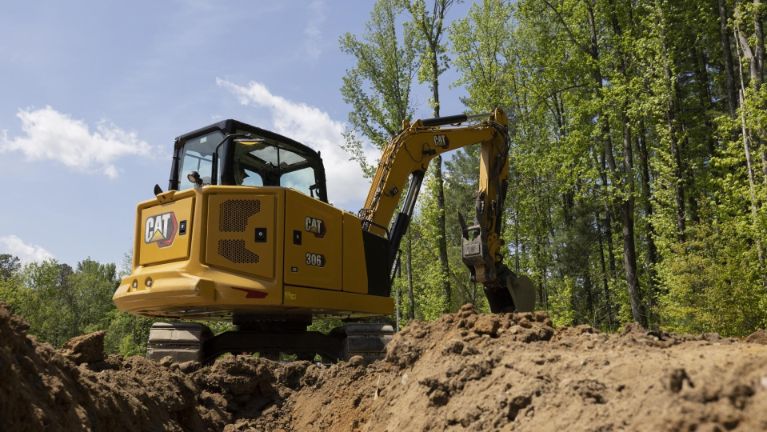 Erste Assistenzsysteme für Cat Minibagger