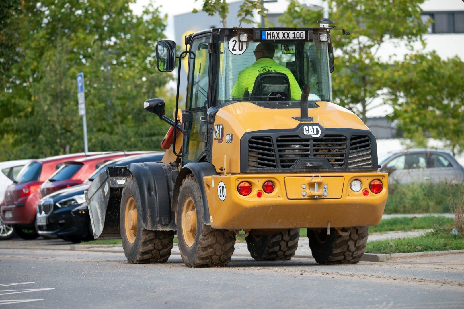 Foto BB 426 Straßenfahrt Radlader a (Large).jpg