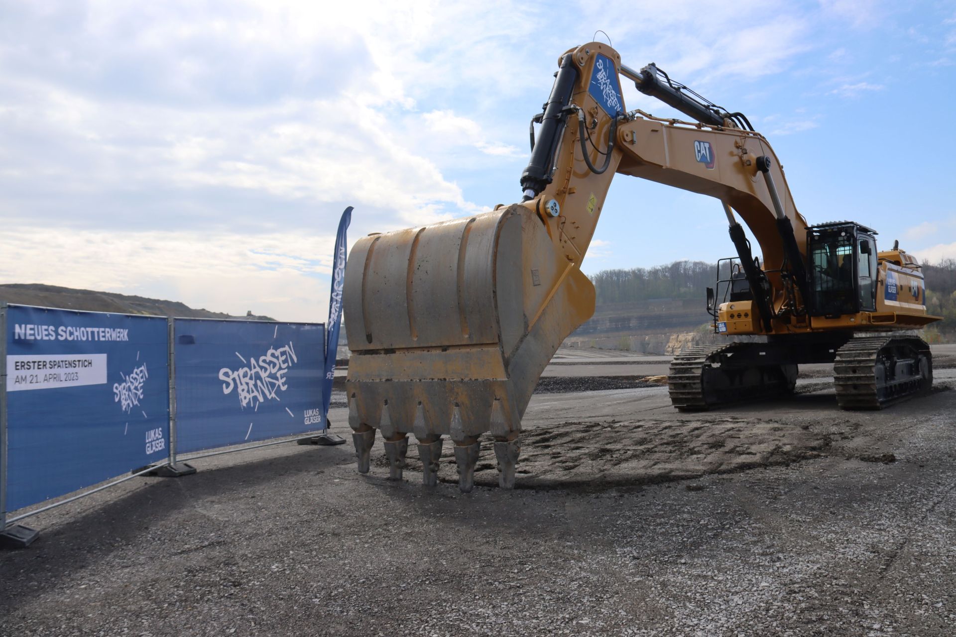 PM Zeppelin Cat Bagger 395 Gläser-04.JPG