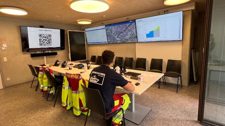 Baumaschinen orten: neue Tracker-Lösung von Zeppelin