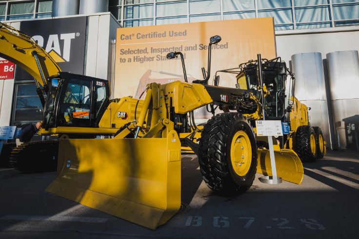 Cat140Motorgrader.jpg